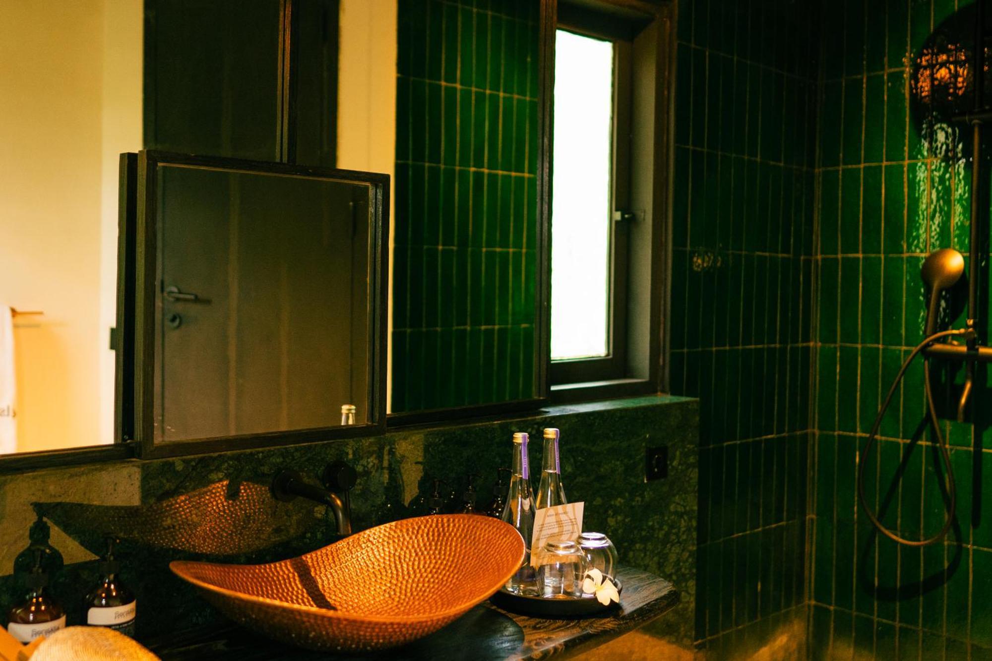 Oshom Bali At Nuanu Creative City Tanah Lot Exterior foto
